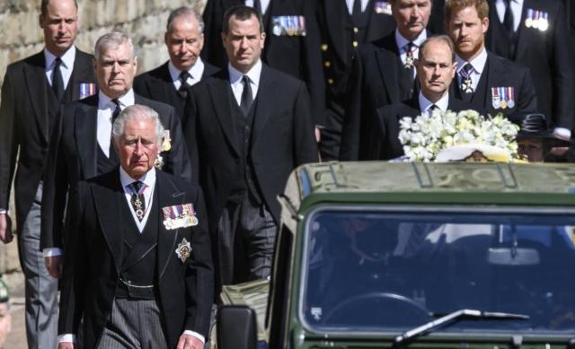 2026世界杯官网-林良锋：菲利普亲王，打球飙车开飞机的体育奇才